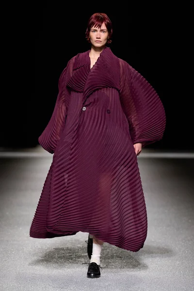Look 40